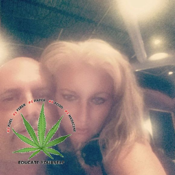 Meet your Posher, Lynn - Picture 1 of 1